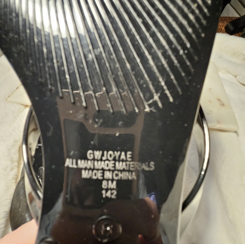 Guess sandals - Picture 10 of 13